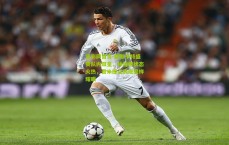 足彩网首页-穆斯卡特盛赞队内双星，林加德状态火热，吾米提江表现同样耀眼