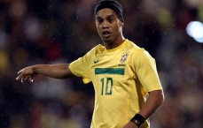 足彩网官方网站|拉米罗豪赌终获回报，弃亚冠搏足协杯，外籍救火主帅铸就历史首冠