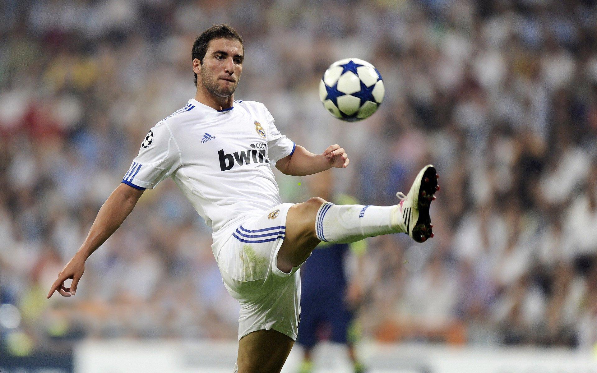 汉堡官宣，卢卡-武什科维奇租借加盟，Here We Go！